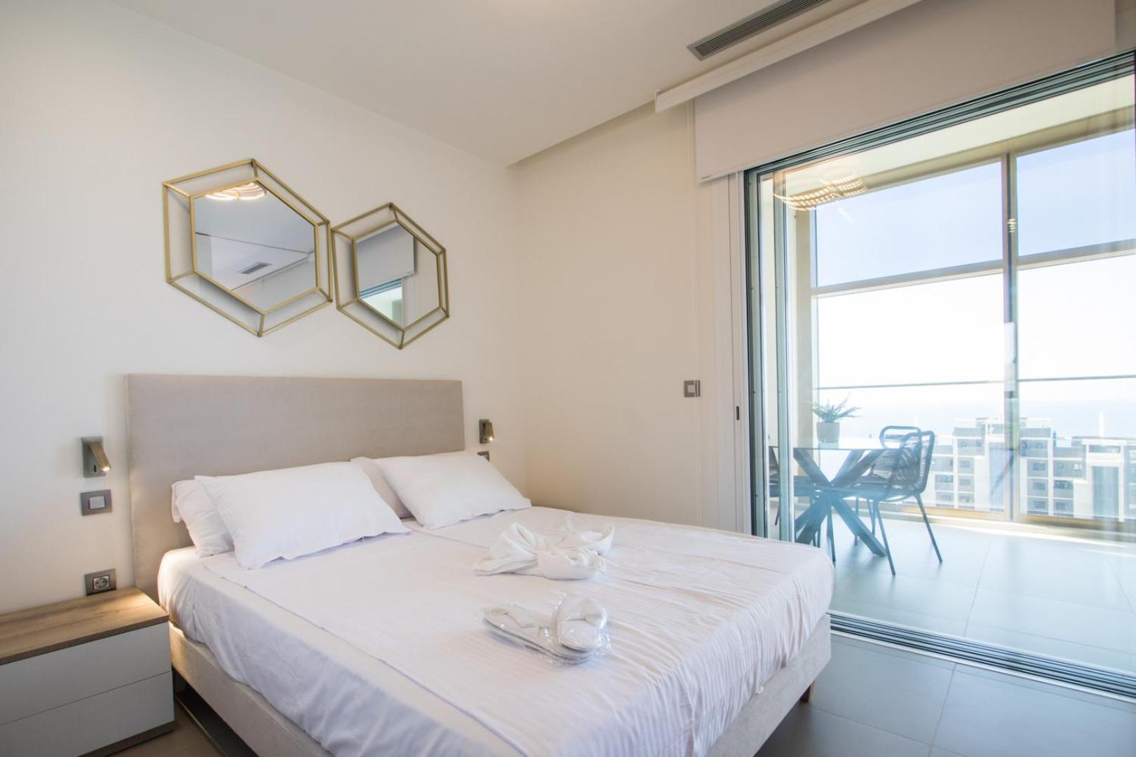 Intempo By Holuxe - 203 - 20Th Floor Apartment Бенидорм Екстериор снимка